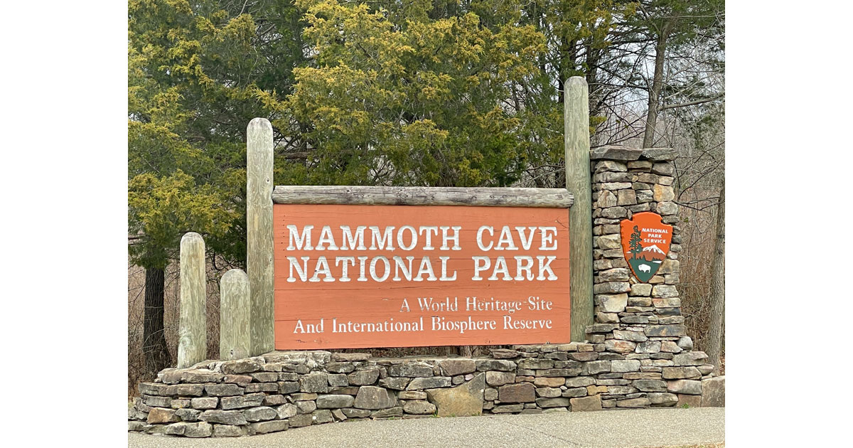 Mammoth Welcome Sign