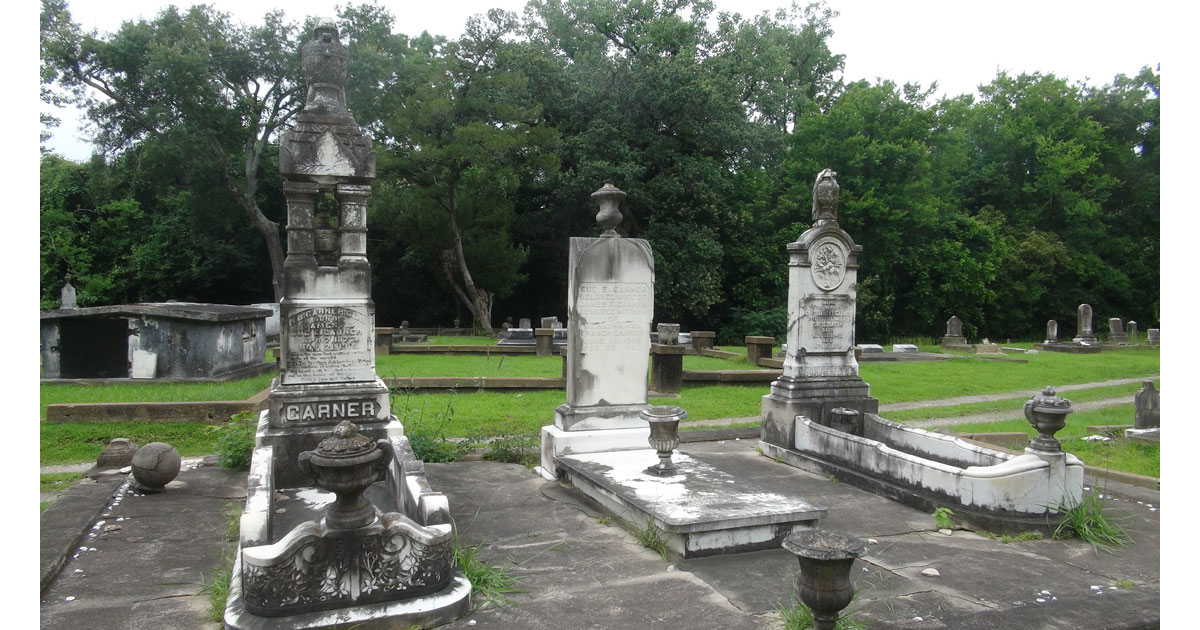 Historic Rapides Cemetery